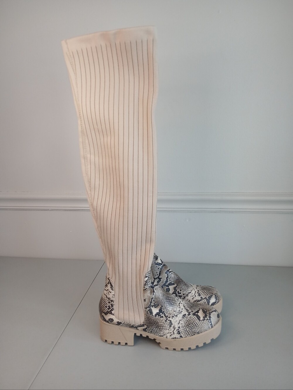 Tan Snakeskin Lug Sole Stretch Ribbed Knit Over-the-Knee Thigh Boot 10 NWOT